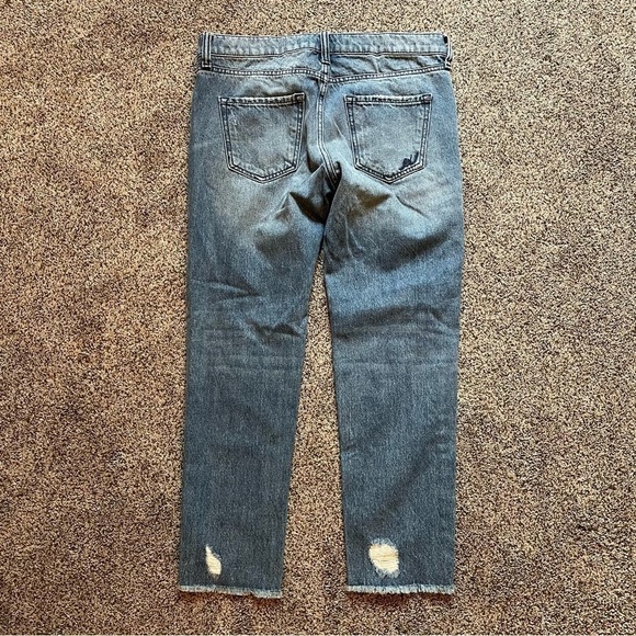 Express Distressed Girlfriend Cropped Denim Jeans 2 - Picture 5 of 9